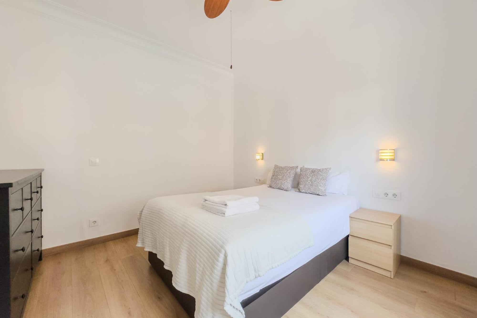 Bed&Bcn Mas Apartments L'Hospitalet de Llobregat Exterior photo