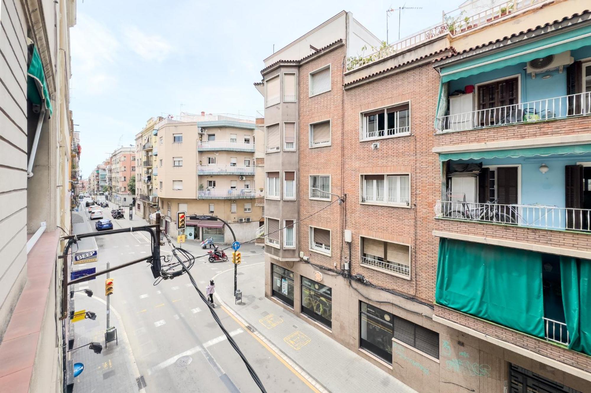 Bed&Bcn Mas Apartments L'Hospitalet de Llobregat Exterior photo